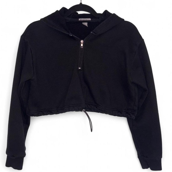 Forever 21 Tops - Black Zip-Up Cropped Hoodie